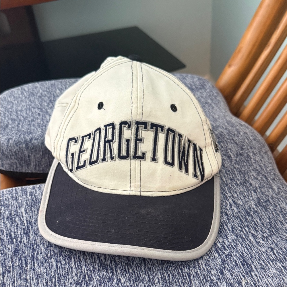Georgetown Beige and Black Cap